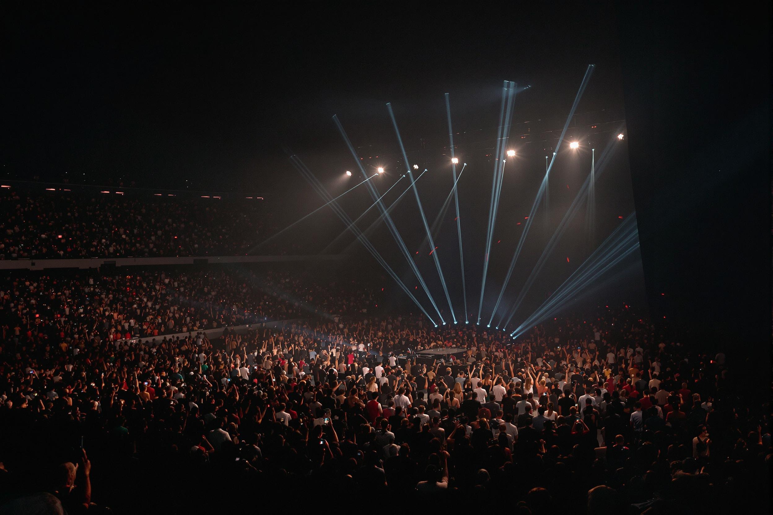 Facebook Reel Social Media Mockup Generator